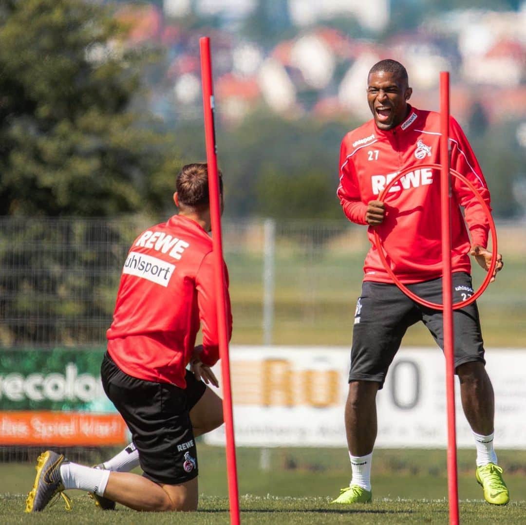 マルコ・ヘーガーのインスタグラム：「Always #fun together 👨🏻🧔🏿@anthonymodeste27 @fckoeln  #laugh #enjoy #training #preseason #team #blessed #positivevibes #effzeh #köln #mh6 #liebedeinestadt」