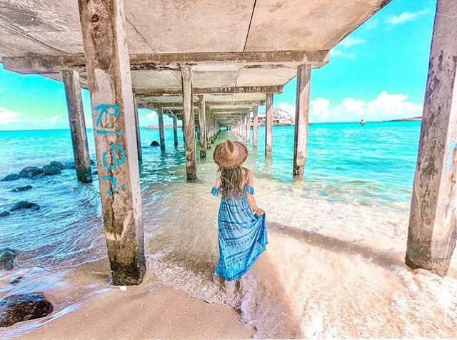 Stayway女子さんのインスタグラム写真 - (Stayway女子Instagram)「【📍マカイリサーチピア🐚】 . . 【📷 by @riepyon.31】 . . —————————————————— ハワイ、マカイリサーチピアは 最近インスタグラムで話題の フォトジェニックスポットです✨ 穴場ビーチとしても知られています😳💕 —————————————————— 素敵な女子旅をされている方をご紹介させていただきます！✨ 写真は全てご本人に【掲載許諾】を頂いています #Stayway女子旅 というハッシュタグをつけて是非投稿してください♪ Instagram・Twitter・Stayway mediaにてご紹介させていただきます！ ——————————————————— 【Staywayとは？】 Staywayはホテルやゲストハウスなどの宿泊施設はもちろん、世界中のコテージ・ヴィラ・一軒まるごとレンタルに古民家なども検索できるサイト 価格・ロケーションなど幅広いニーズに答え、利用者にあった宿泊先を素早く見つけることが可能👍✨ 素敵な旅には素敵な宿泊施設を🌃 Staywayで探してみませんか？✈️ ——————————————————— #Stayway女子旅 #Stayway_hawaii #hawaii #MakaiResearchPier #ハワイ #マカイリサーチピア  #travel #trip #instatravel #旅 #旅行 #travelgram#mytravelgram #instatravel #instagenic#photogenic #ダレカニミセタイケシキ #写真好きな人と繋がりたい #カメラ好きな人と繋がりたい #フォトジェニック"」7月12日 20時50分 - stayway_girls