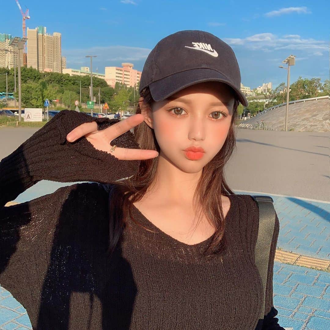 Chuuのインスタグラム：「#chuuseoul🌙✨」