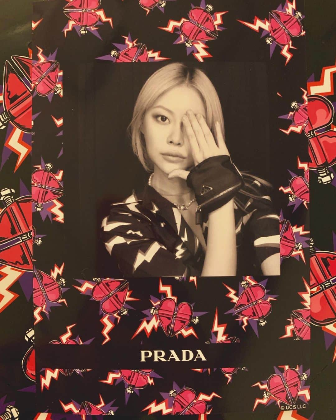 アン・アルムさんのインスタグラム写真 - (アン・アルムInstagram)「@prada 🎬 #pradathunder」7月12日 21時08分 - ahnahr