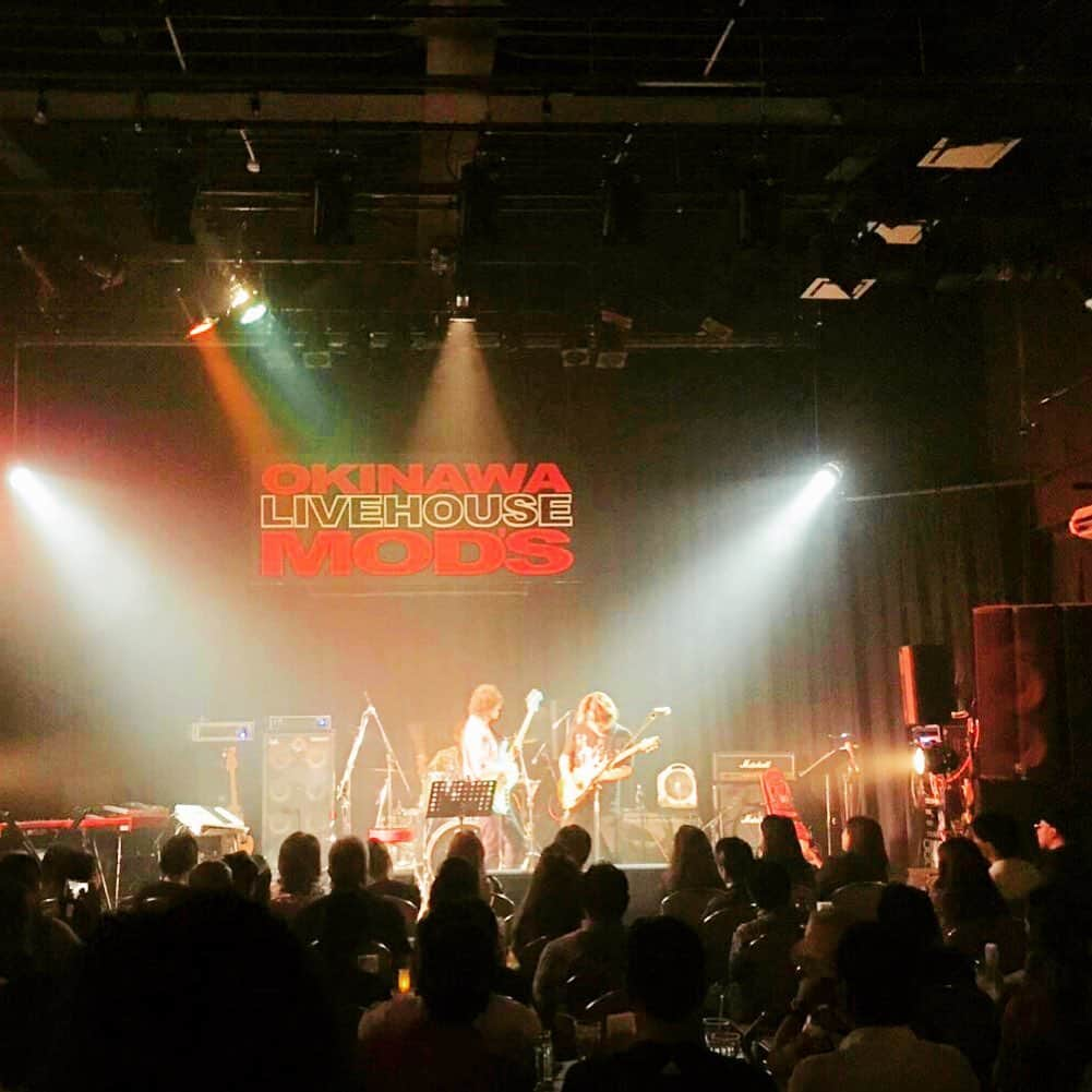 マサ小浜さんのインスタグラム写真 - (マサ小浜Instagram)「JINO MASA 3 days in Okinawa! Great Times. Thank u for coming and thank u taka san! #JINOMASA #livemusic #okinawa #gala #mods #stage」7月12日 21時01分 - masakohama1