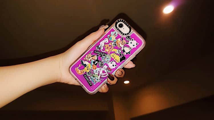 藤田杏奈さんのインスタグラム写真 - (藤田杏奈Instagram)「⚡️⚡️CASETiFY & Pokémon⚡️⚡️第2弾 . 私はネオンサンドケースの Berry／Violet🍇🔮💜 , . 前回の第1弾は発売開始後72時間で完売したらしい😳‼️‼️ 早めにゲットしてね🔥🔥 @casetify  @casetify_jp  #CASETiFYPokemon #StateYourCase  #casetify #iphonecase」7月12日 21時04分 - anna_fujita