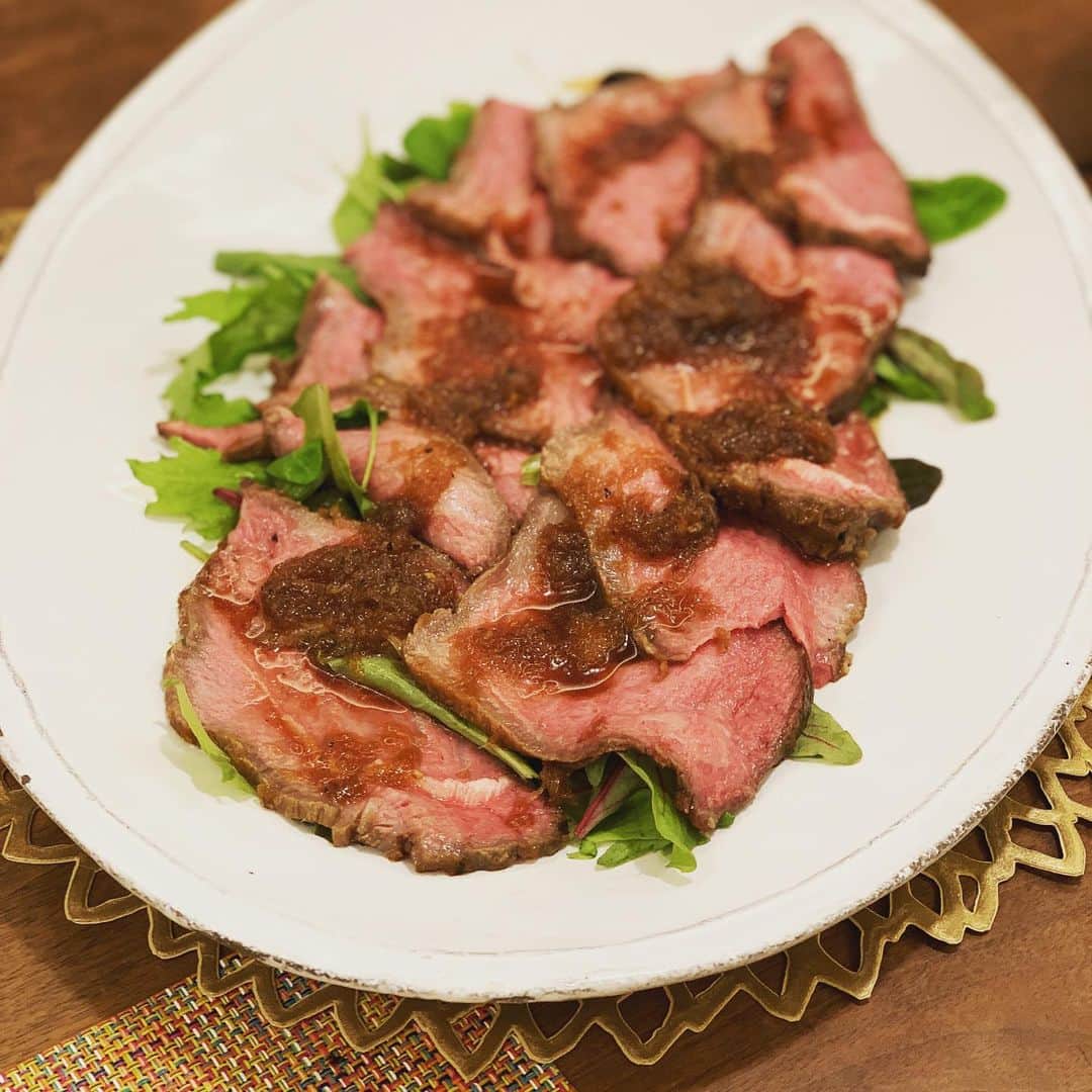 のインスタグラム：「小6男子お泊まり会。 どのくらいの量作ったらいいかわからなかったから色々作ったけど、小6男子唐揚げにしか興味なし！！ ★ #そんなもんだよねー #とうもろこしご飯 #コーンスープ #も興味なし #ふむふむ」