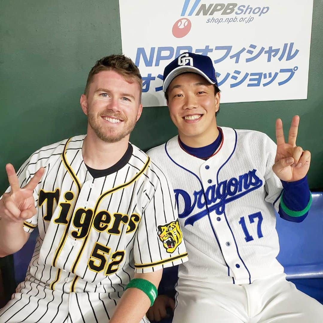 阪神タイガースさんのインスタグラム写真 - (阪神タイガースInstagram)「オールスターの交流！ #原口文仁 選手 #ホセロペス 選手 #横浜denaベイスターズ  #藤川球児 選手 #柳裕也 選手 #中日ドラゴンズ #ピアースジョンソン 選手 #青柳晃洋 選手  #菅野智之 選手 #読売ジャイアンツ  #梅野隆太郎 選手 #大瀬良大地 選手 #広島東洋カープ #マイナビオールスターゲーム2019」7月12日 22時05分 - hanshintigers_official