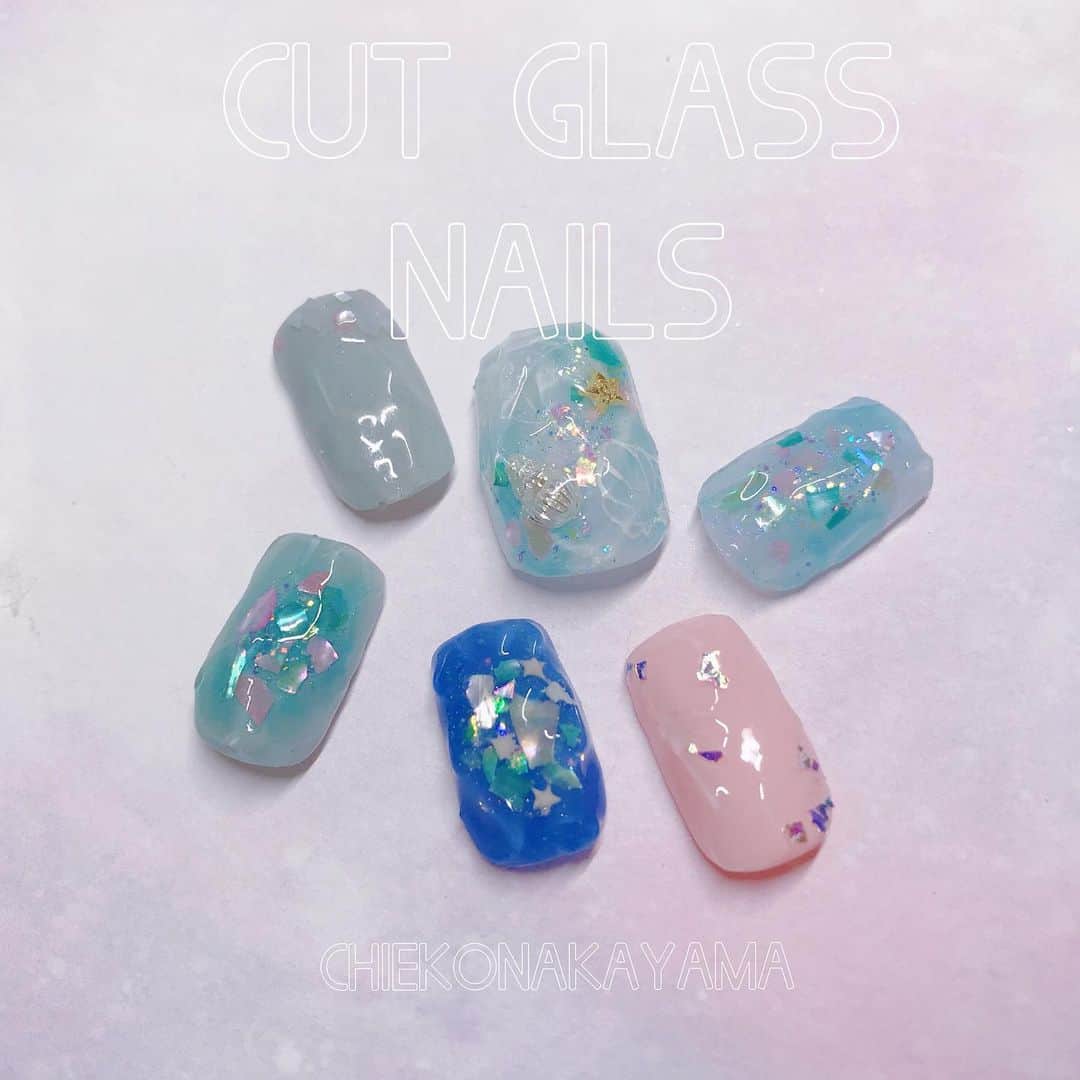 なかやまちえこさんのインスタグラム写真 - (なかやまちえこInstagram)「2019.07.15 アジアネイルフェスティバル 二日目のクラスルームではこちら！ 「cut glass nails」カットグラスネイル をさせていただきます😌🙏⠀ ⠀ 朝一ですが😱😱😱💦⠀ お買い物も皆さまあると思いますが…⠀ ぜひ！！！足を運んでやってください🙏🙏🙏⠀ #nail #nails #nailart #ネイル #美甲 #ネイルアート  #clou #nagel #ongle #ongles #unghia #japanesenailart #manucure #네일 #젤네일 #네일아트 #네일리스트 #japanesenails #manicurist #gelnails #カットグラスネイル #cutglass #cutglassnails @pregelofficial」7月12日 22時11分 - chiekonakayama