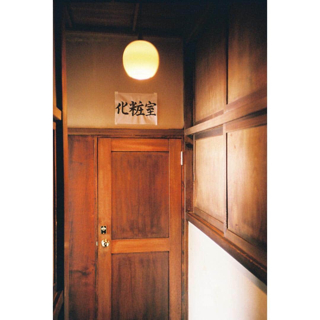 島田翼さんのインスタグラム写真 - (島田翼Instagram)「FRIDAY!!!!YAAAAAY!!!!! #化粧室 #激シブ #最高」7月12日 22時57分 - tsubasa_shimada