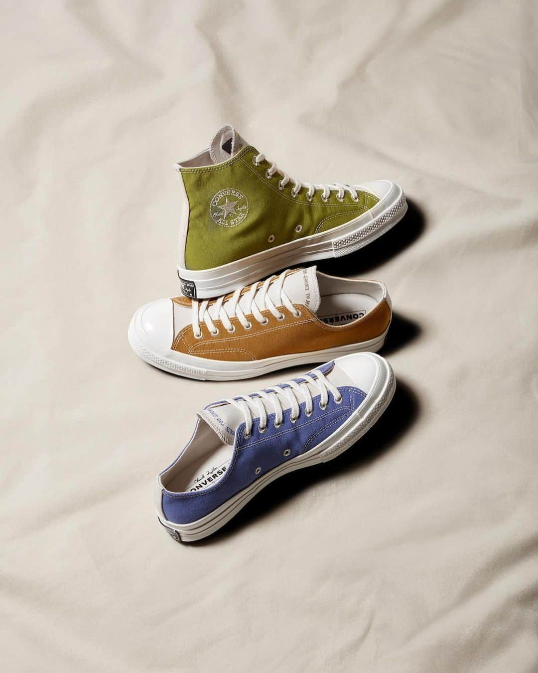 converseさんのインスタグラム写真 - (converseInstagram)「Plastic in, Chucks out. The #Chuck70 Renew Canvas upper is crafted from 100% recycled polyester that came from used plastic bottles. There’s always a way to renew what we do. #ConverseRenew available now at Converse.com.」7月12日 23時09分 - converse