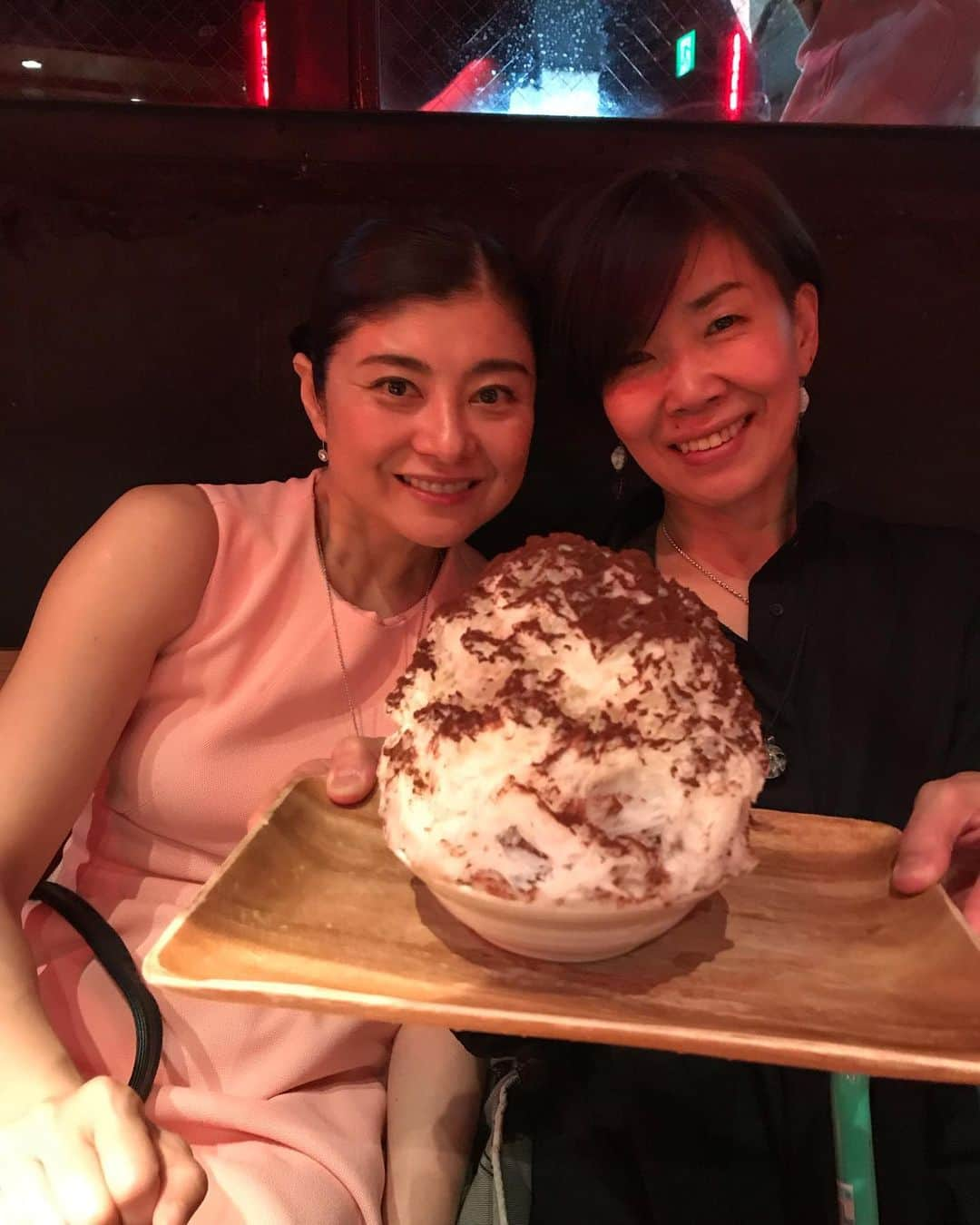 間々田佳子さんのインスタグラム写真 - (間々田佳子Instagram)「冬でもカキ氷を食べるほど カキ氷好き😍❣️ 今日は六本木で整形美容のお勉強会でした。  学びは大事  #間々田佳子 #カキ氷好き  #顔ヨガ間々田佳子食レポ」7月12日 23時20分 - yoshiko.mamada