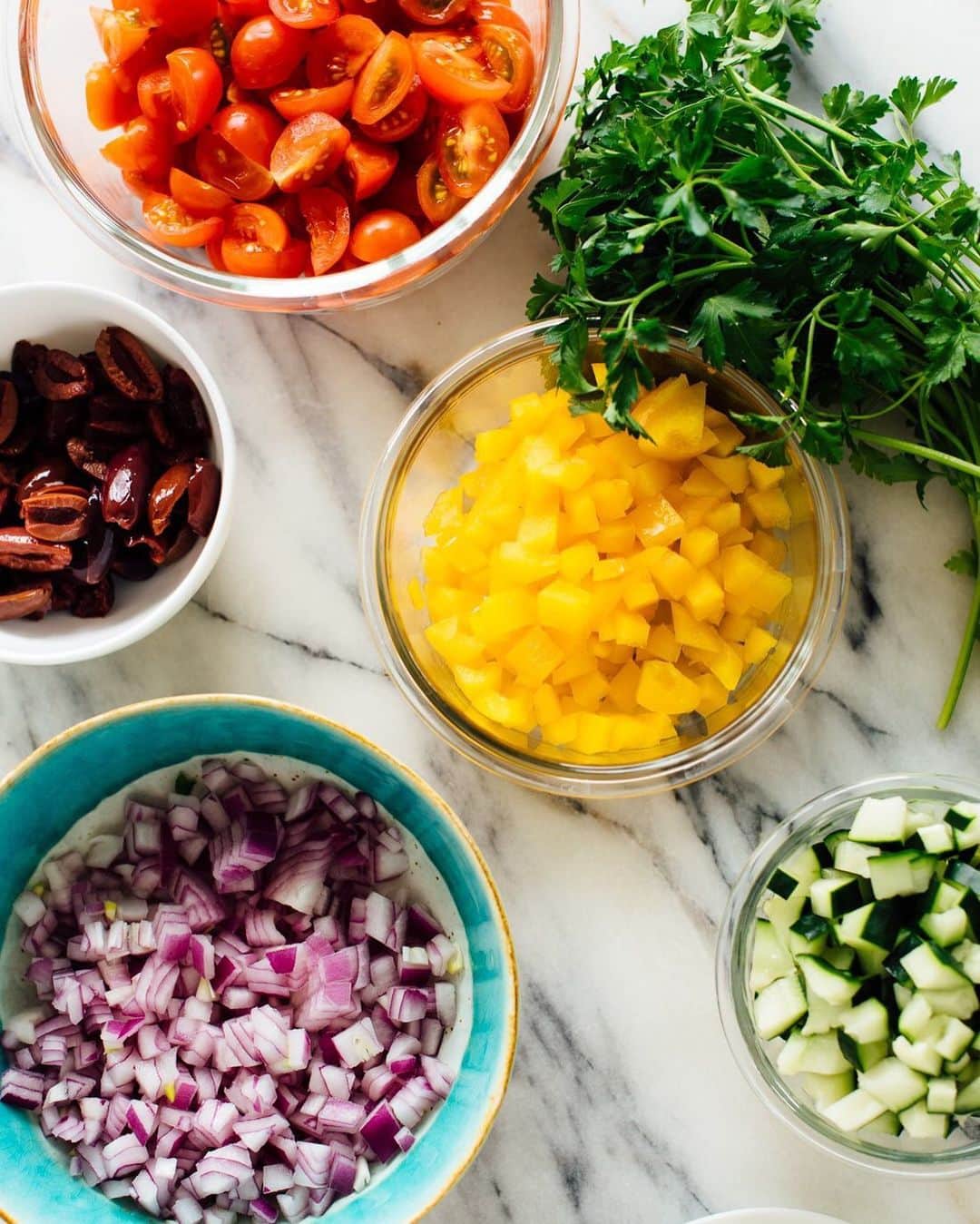 OXOさんのインスタグラム写真 - (OXOInstagram)「Mise en place always makes us smile. What would you make with these ingredients? (📷: @cookieandkate) #OXOBetter」7月12日 23時20分 - oxo