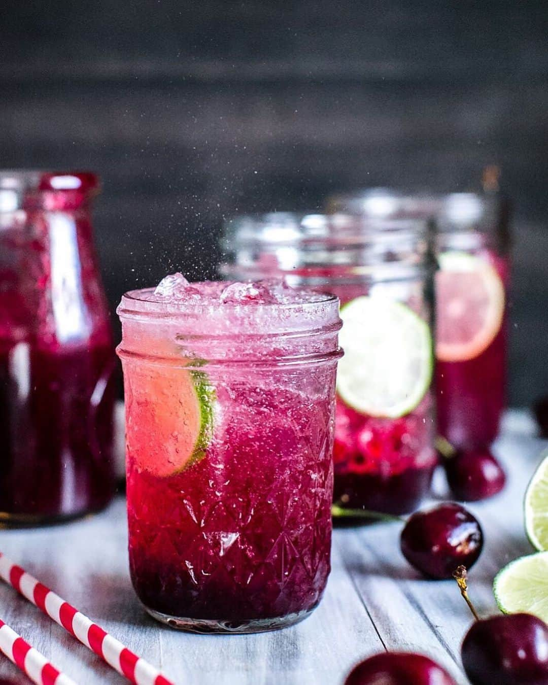 Vitamix Global Headquarters Real foodさんのインスタグラム写真 - (Vitamix Global Headquarters Real foodInstagram)「Honey Sweetened Fresh Cherry Limeade🤯 • 🍯🍒 We ❤️️ seeing what you make! Keep on tagging us in your Vitamix blends AND show us where your Vitamix lives! • 📸: Check out @vanillaandbean for recipe info and other questions. • #mocktail #cocktail #vitamix #myvitamix #refresher #repost #recipe #summer #summerdrinks #cherry」7月12日 23時45分 - vitamix