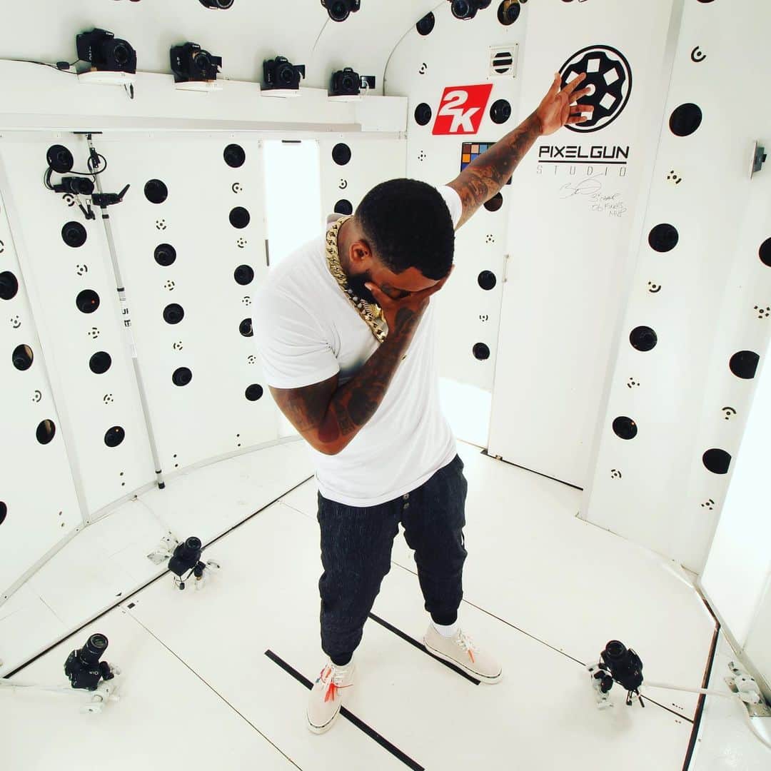 ゲームのインスタグラム：「Thank you to @nba2k & @ronnie2k for bringing me out to Las Vegas for the 1st look & to be apart of #NBA2K20 you guys always figure out a way to out do yourselves 💯」