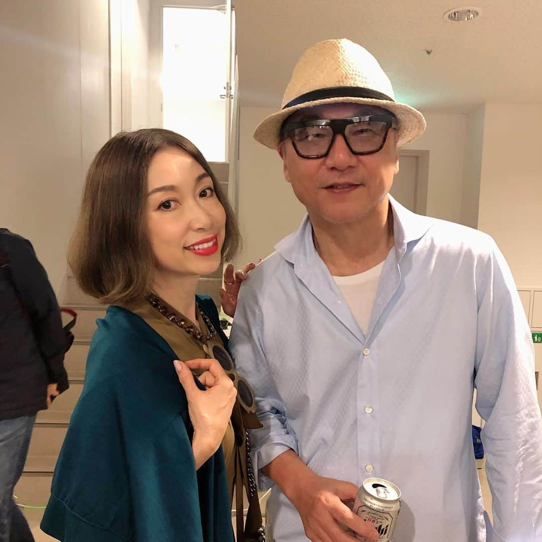 野宮真貴さんのインスタグラム写真 - (野宮真貴Instagram)「東京は夜の七時でした♪ 今日は、吉田建さん率いるThe Stellar Nights Grand Orchestraのデビューコンサートへ。ヘンリー・マンシーニのメドレーとか泣きそうでした。スペシャルゲストの手嶌葵さんの歌声も素晴らしかった。素敵な音楽に心が浄化されました。建さんありがとう😊 #東京は夜の七時でした #thestellernightgrandorchestra #吉田建 #野宮真貴 #missmakinomiya」7月12日 23時43分 - missmakinomiya