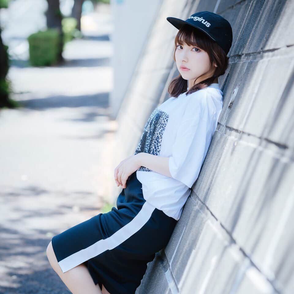 十味さんのインスタグラム写真 - (十味Instagram)「RADIO EVAさんのお洋服を着て撮影していただきました🙌  大好きなエヴァとコラボ(;-;) 最the高すぎる(;-;) みんなもとーみとお揃いでビーストモードになろう。  詳しくは↓ ‪ https://magazine.radio-eva2.jp/posts/6502447‬  #radioeva #evangelion #portrait #エヴァンゲリオン #ポートレート #十味」7月12日 23時49分 - toomi_nico