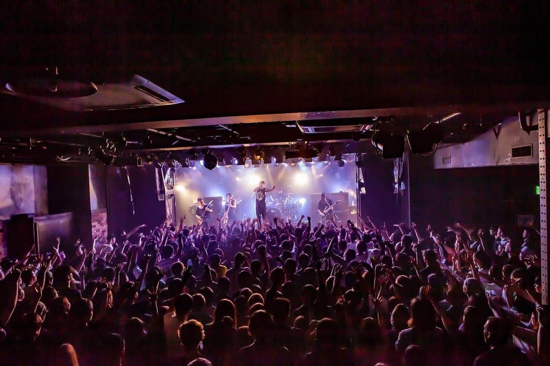 Crystal Lakeさんのインスタグラム写真 - (Crystal LakeInstagram)「Thank you Nagoya! HYPERSPACE JAPAN TOUR 2019 Day 2 in Nagoya is done ✅ Super great night with @northlane!  Tokyo tomorrow!! Get hyped 🤘  Photo: @taka_tallman  #CrystalLake #Northlane #HyperspaceTour2019」7月12日 23時59分 - crystallake777