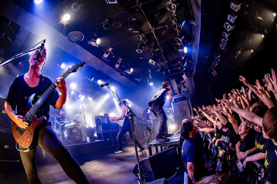 Crystal Lakeさんのインスタグラム写真 - (Crystal LakeInstagram)「Thank you Nagoya! HYPERSPACE JAPAN TOUR 2019 Day 2 in Nagoya is done ✅ Super great night with @northlane!  Tokyo tomorrow!! Get hyped 🤘  Photo: @taka_tallman  #CrystalLake #Northlane #HyperspaceTour2019」7月12日 23時59分 - crystallake777