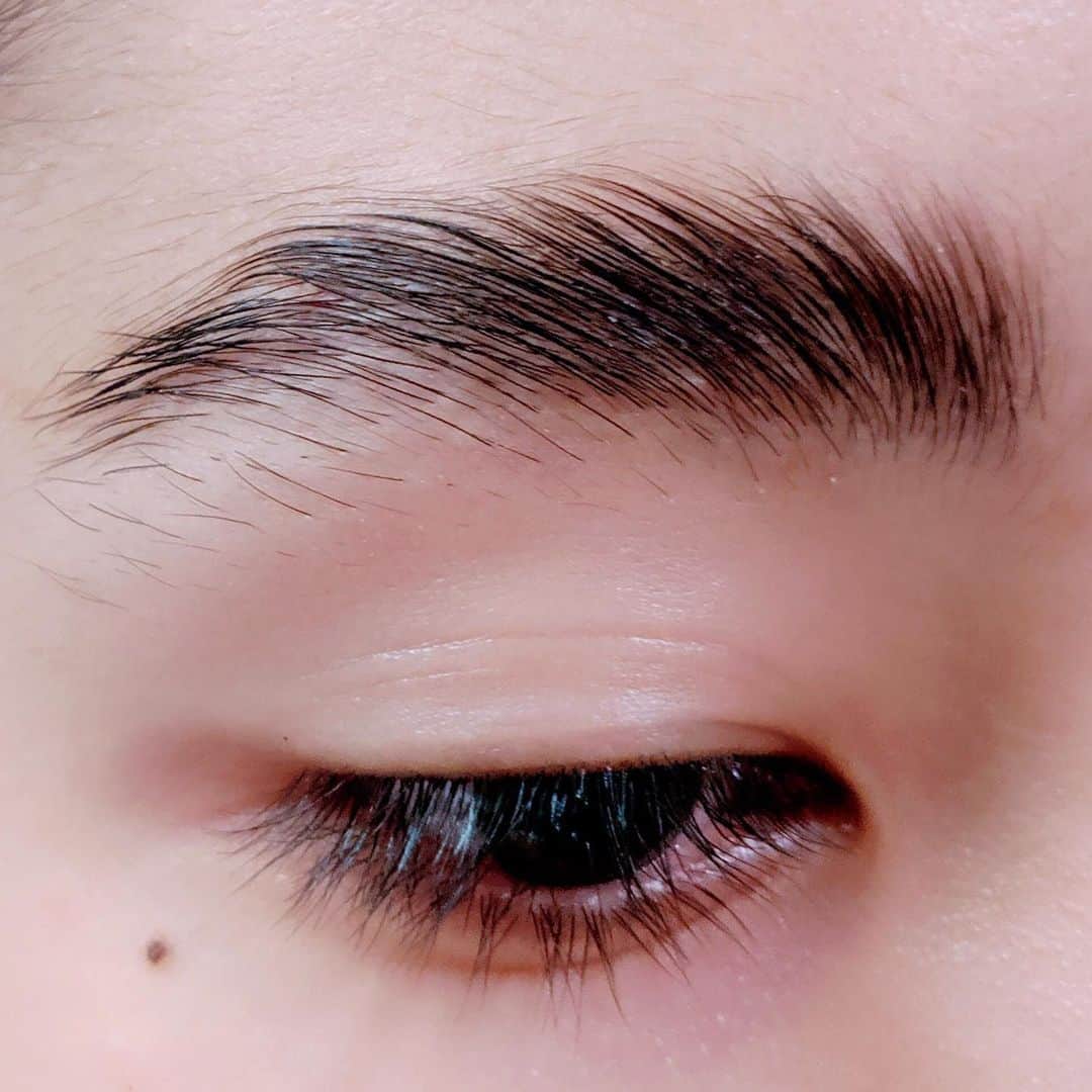 のインスタグラム：「@westbarnco #soapbrows result 📻 明日の”Naked Soul” on @interfm897 (13:49-13:59 every Saturday)は2019年の眉毛トレンドについて✨今年はブロウジェルじゃなくブロウソープ🧼?!」