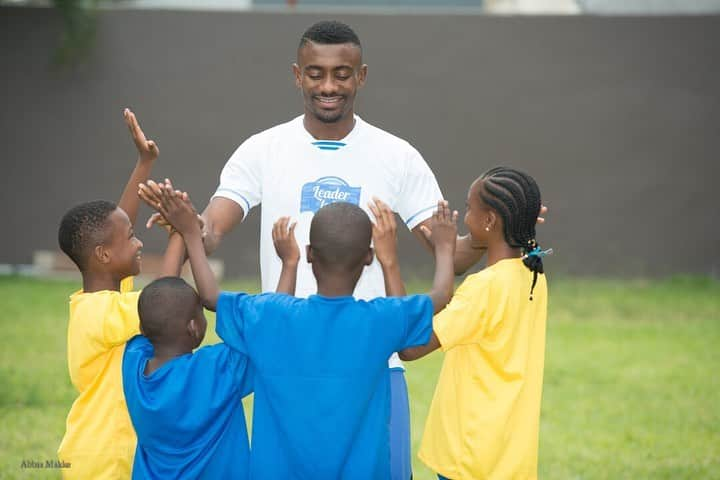 サロモン・カルーさんのインスタグラム写真 - (サロモン・カルーInstagram)「Leader Lait 🥛」7月13日 0時13分 - salomonkalou