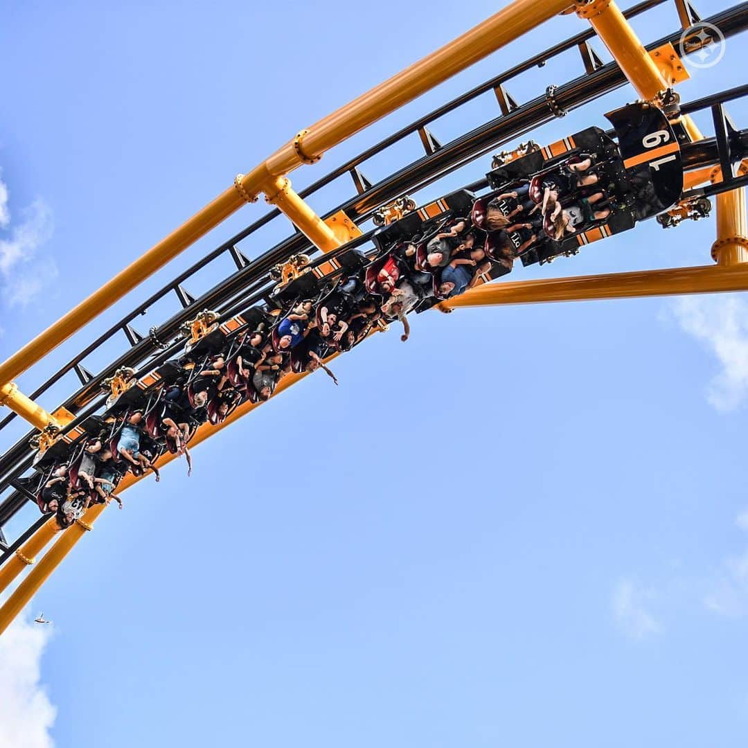 ピッツバーグ・スティーラーズさんのインスタグラム写真 - (ピッツバーグ・スティーラーズInstagram)「🔥 morning at @kennywoodpark as a few of our current players & alumni got to ride the #SteelCurtain for the 1️⃣st time! #SteelCurtainKickoff」7月13日 0時29分 - steelers