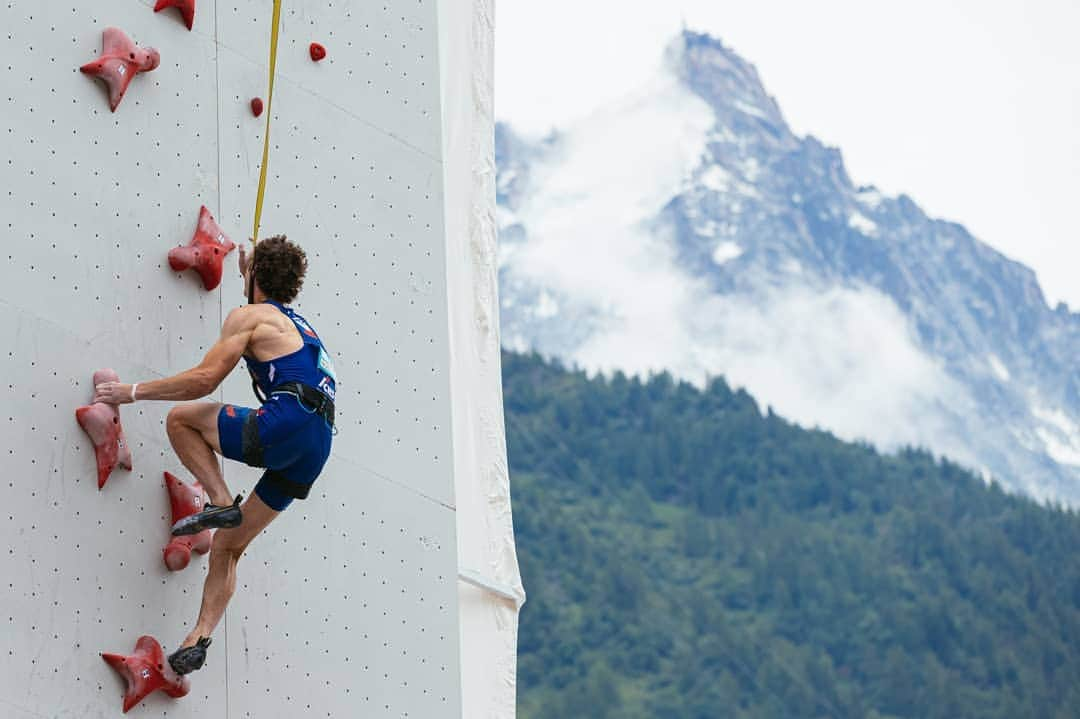 アダム・オンドラさんのインスタグラム写真 - (アダム・オンドラInstagram)「First two days in Chamonix are over. I took part of my first speed World Cup ever, made some satisfying times around 8 seconds and today started very well in lead qualifiacation, leading the field with two tops. Pics from speed by @lukasbiba @blackdiamond @montura_official @lasportivagram @gardatrentino @visittrentino」7月13日 1時03分 - adam.ondra