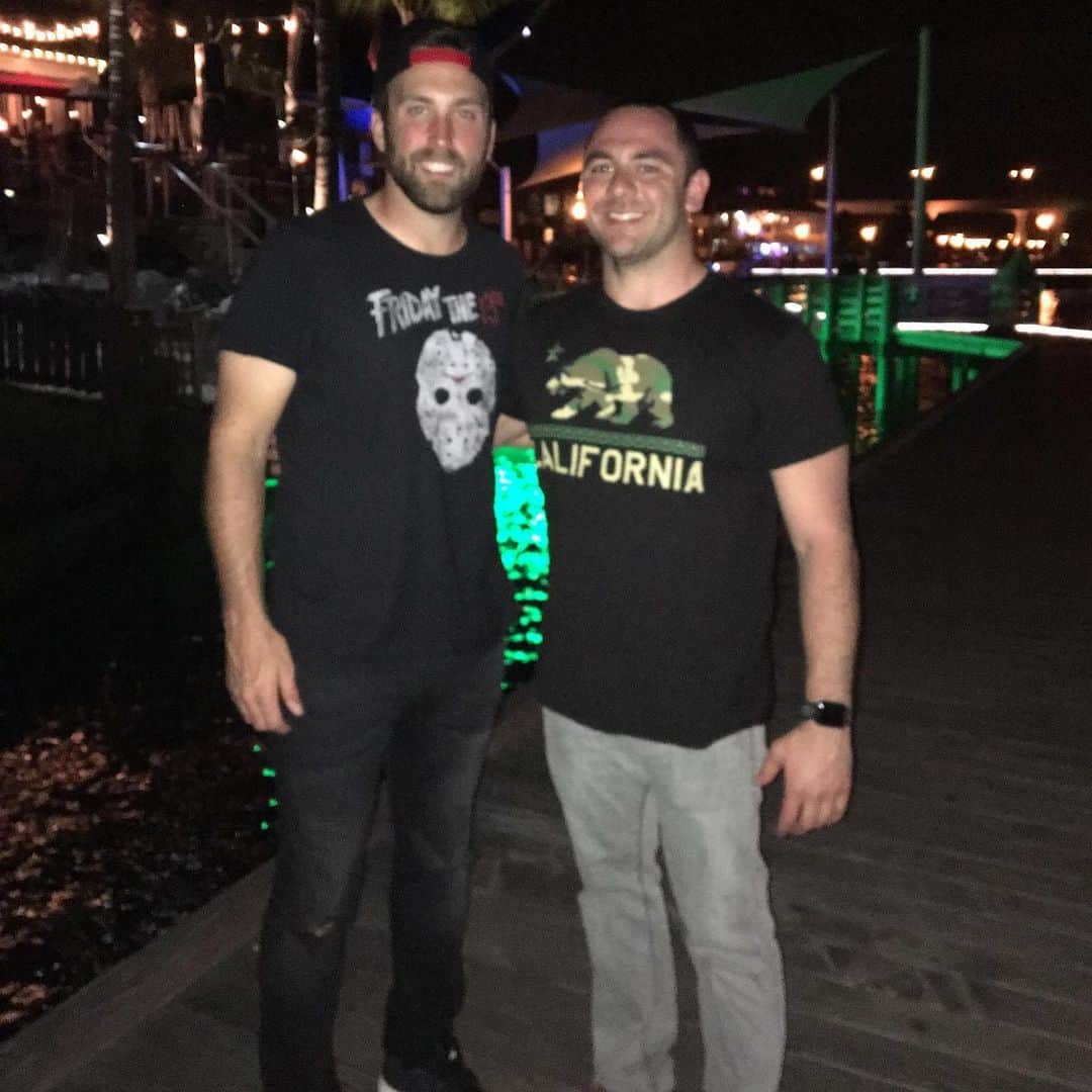 K. レグナルトさんのインスタグラム写真 - (K. レグナルトInstagram)「Today my best friend @rraso413 is getting married, in another country. Well, I guess I’m the one in another country...Unfortunately, I can’t make it to the wedding, but it’s fine, friends basically only have two jobs, be there when you need them and be there on their wedding day..sooo yeah..I really wish I could be standing, not leaning up there with you today. In all fairness, I guess a good friend wouldn’t have planned his weddi... ahhh never mind Lol. But, what a good friend would do, is make a life size cardboard cutout of me so I don’t miss the wedding😂. All jokes aside, we’ve been through a lot, some of life’s toughest journeys; like the drive from RI->FL, running a business(Razor’s Edge Landscaping -the sharpest tools in your shed), male pattern baldness, the feeling of betrayal when he fake proposed to @kmart0628 after 2months, in front of me and @jessicaregnault (Jess had been waiting about 9 years at this point, and Jess was also in on this joke) lol soo ya, anxiety attacks, and the list goes on. But I’ll end this by saying, I’m proud of you man, and I’m sorry Jess and I can’t make it today, Enjoy your day! Congratulations!! See you on the honeymoo....#knucks #kellyrobbedaraso」7月13日 1時13分 - kyle_regnault