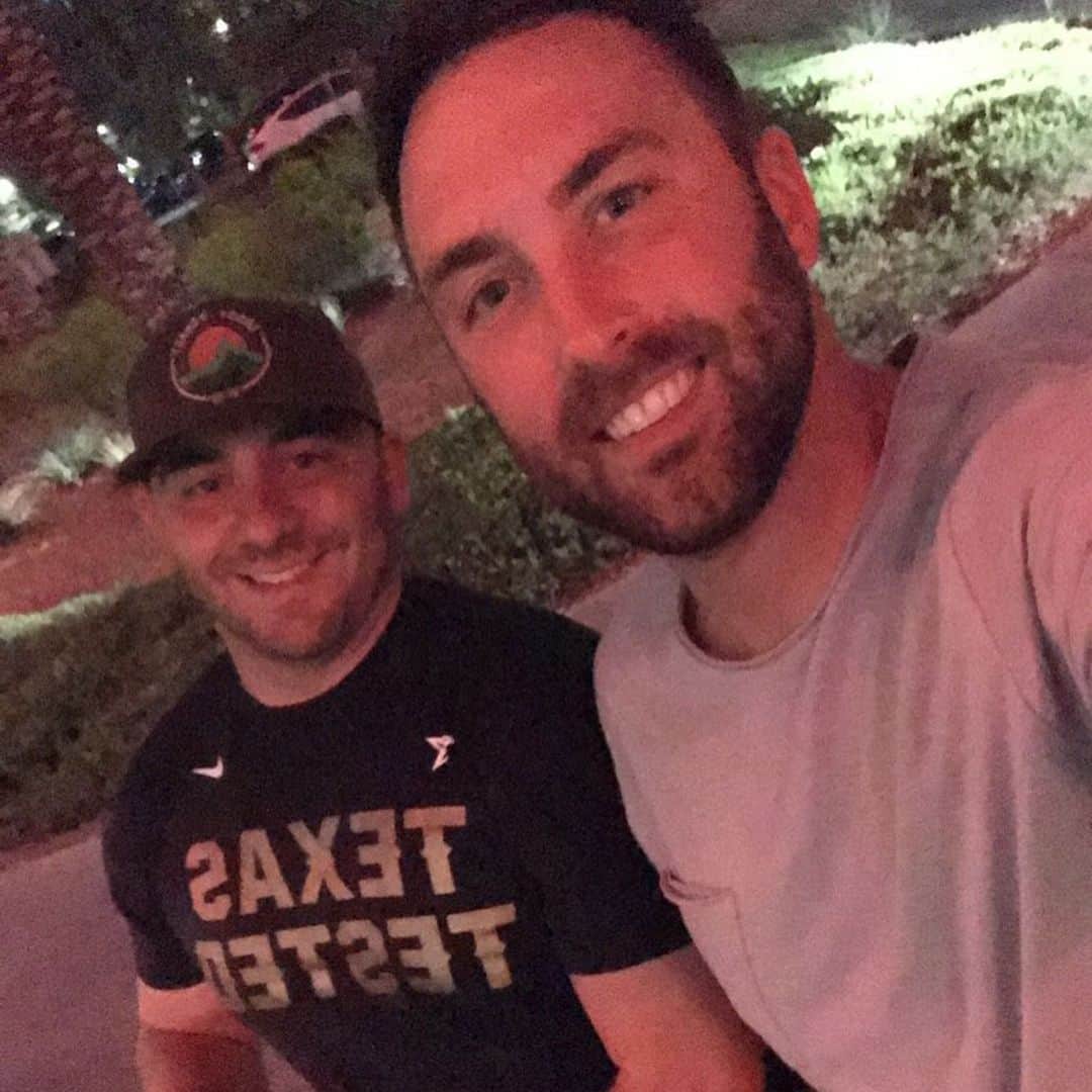 K. レグナルトさんのインスタグラム写真 - (K. レグナルトInstagram)「Today my best friend @rraso413 is getting married, in another country. Well, I guess I’m the one in another country...Unfortunately, I can’t make it to the wedding, but it’s fine, friends basically only have two jobs, be there when you need them and be there on their wedding day..sooo yeah..I really wish I could be standing, not leaning up there with you today. In all fairness, I guess a good friend wouldn’t have planned his weddi... ahhh never mind Lol. But, what a good friend would do, is make a life size cardboard cutout of me so I don’t miss the wedding😂. All jokes aside, we’ve been through a lot, some of life’s toughest journeys; like the drive from RI->FL, running a business(Razor’s Edge Landscaping -the sharpest tools in your shed), male pattern baldness, the feeling of betrayal when he fake proposed to @kmart0628 after 2months, in front of me and @jessicaregnault (Jess had been waiting about 9 years at this point, and Jess was also in on this joke) lol soo ya, anxiety attacks, and the list goes on. But I’ll end this by saying, I’m proud of you man, and I’m sorry Jess and I can’t make it today, Enjoy your day! Congratulations!! See you on the honeymoo....#knucks #kellyrobbedaraso」7月13日 1時13分 - kyle_regnault