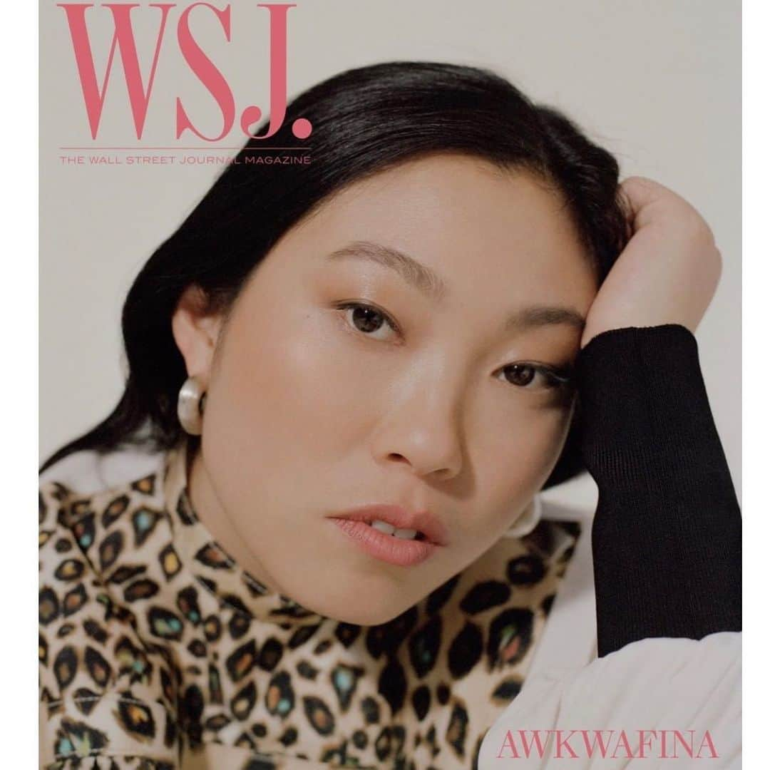 レイチェル・グッドウィンさんのインスタグラム写真 - (レイチェル・グッドウィンInstagram)「Nora Lum AKA @awkwafina looking understated and cool AF on the cover of @wsj 📸 @katiemccurdy_  Styling @shibonleigh Hair @dennisgots 💄 #rachelgoodwinmakeup Her movie @thefarewell comes out today, don’t forget your tissues! #awkwafina #thefarewell」7月13日 1時13分 - rachelgoodwinmakeup