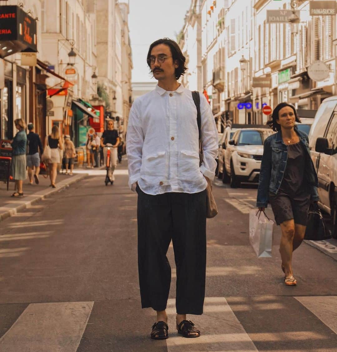 グレンソンさんのインスタグラム写真 - (グレンソンInstagram)「Media Source: Our Friend Galih in his Quincy Sandals during Paris Fashion Week 📷 @shotby.dzn ⁠ ⁠ #parisfashionweek #pfw #lanefortyfive #grenson #streetfashion #linen #ss20 ⁠ #grenson #menswear #grensonshoes #grensonbrogues #mensfashion #mensstyle #thegoodshoe」7月13日 1時05分 - grensonshoes