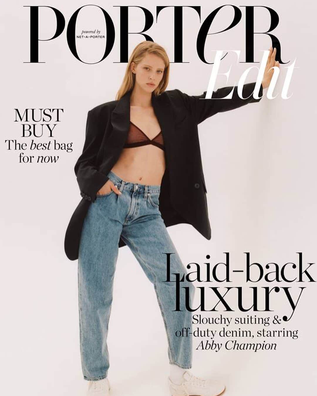 アビー・チャンピオンのインスタグラム：「My new cover for @portermagazine 🖤 @ben.parks.studio」