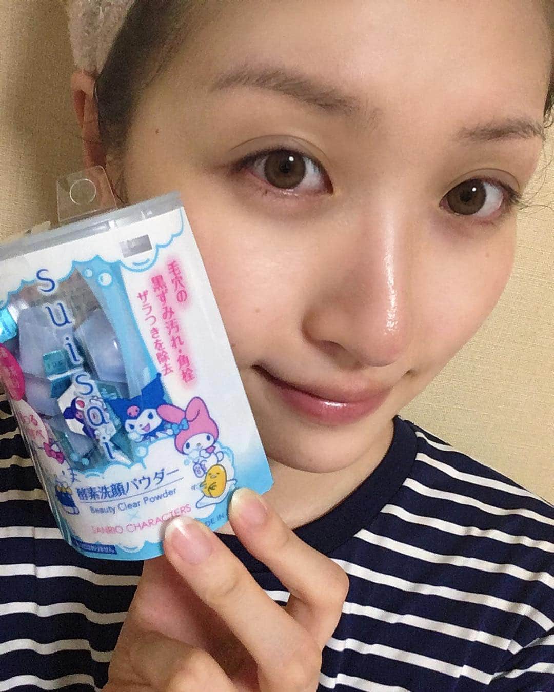 横山ルリカさんのインスタグラム写真 - (横山ルリカInstagram)「#酵素洗顔パウダー #suisai #つるつるになってびっくり #お母さんも使い出してびっくり #続けて使ってみよ〜」7月13日 1時26分 - rurika_yokoyama_official