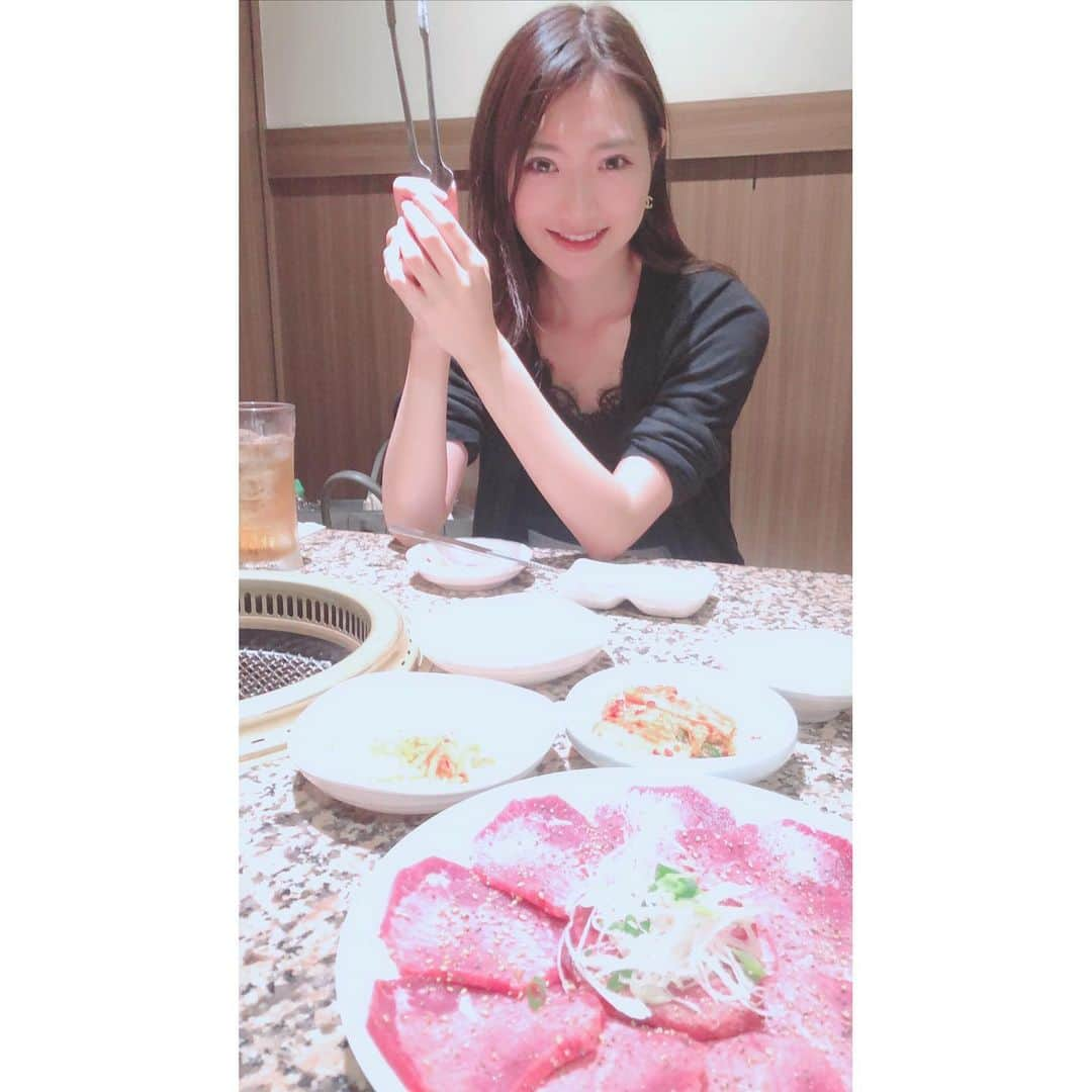 村本れいさんのインスタグラム写真 - (村本れいInstagram)「. . #美女と焼肉  食べてきた❤️ . . . @chika_loves . . . #美女 #焼肉 #寝かしつけ てたら #寝てしまった #この時間 でもまた寝る💤」7月13日 1時34分 - raymuramoto