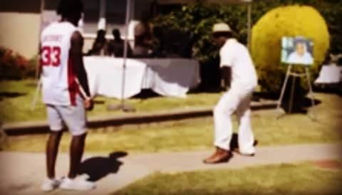MCハマーのインスタグラム：「My homeboy Ben Ross told his Son, You don't want this !!! Get'em Ben !!!! 🕺🏿🕺🏿🕺🏿🕺🏿#Town !!!! #LetsGetitStarted」