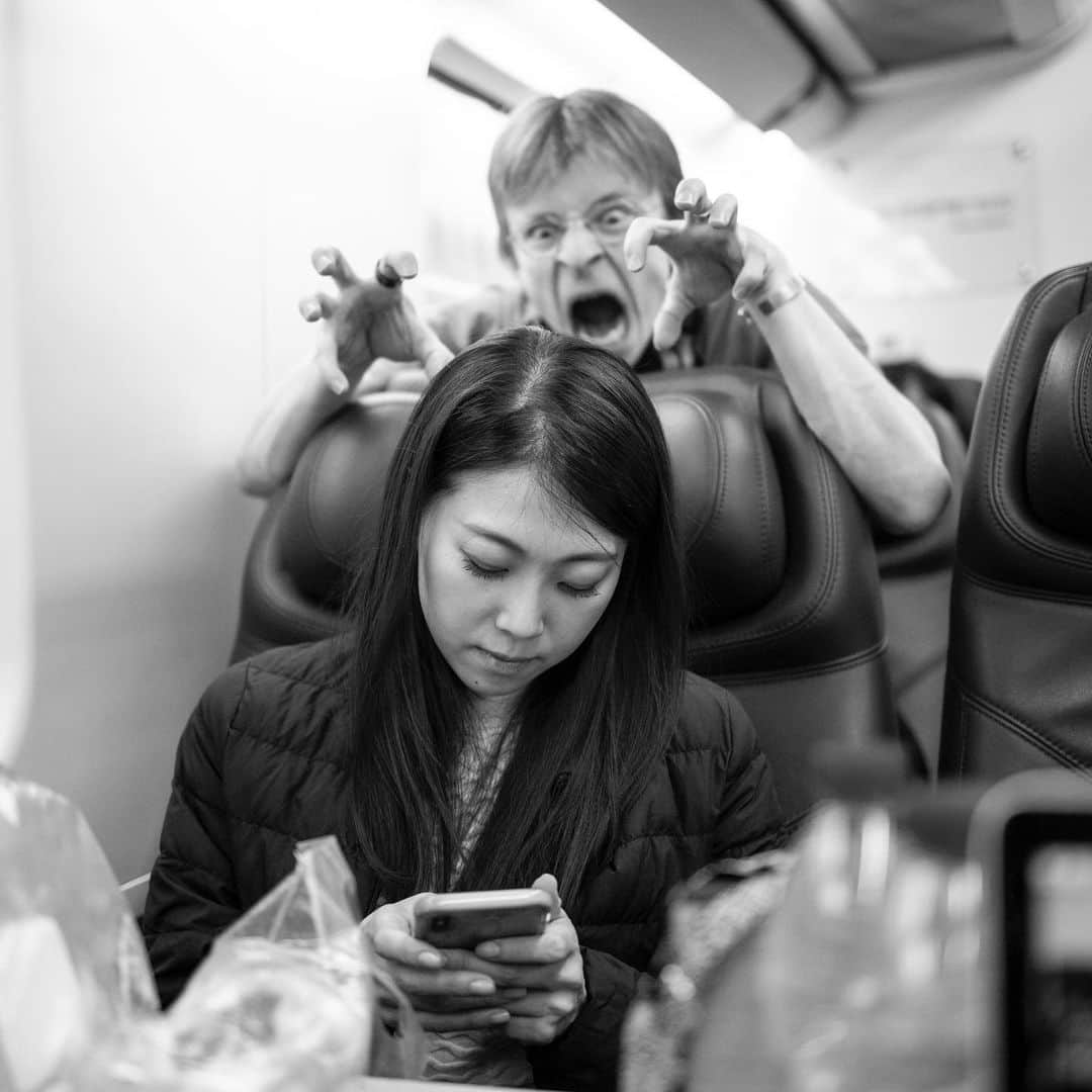 倉永美沙さんのインスタグラム写真 - (倉永美沙Instagram)「Train ride from Rome to Florence. I have my guardian angel @daniil protecting me 🧟‍♂️ Photo  @dancersdiary ローマからフィレンツェへの電車移動中に守護霊 (ダニールシムキン) に守られながら笑笑 #robertobolleandfriends #ballet #ballerina #ballerinalife #happy #happiness #dance #art #幸せ #バレエ #バレリーナ #rehearsal #travellife #work #italy #florence」7月13日 1時44分 - misakuranaga