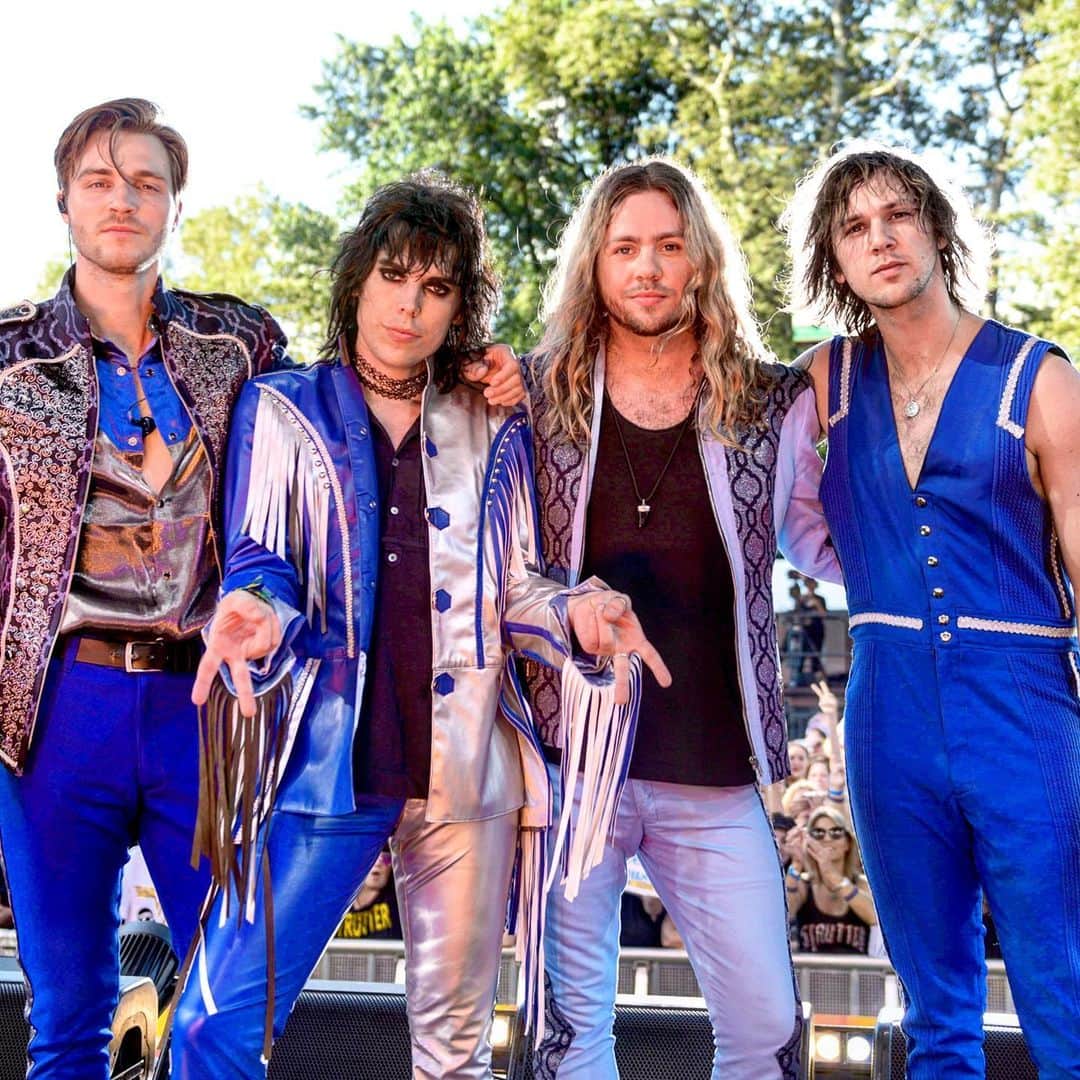 Good Morning Americaさんのインスタグラム写真 - (Good Morning AmericaInstagram)「Rock and roll is alive and well with @thestruts! #thestrutsongma (📸: @paulalobo / ABC)」7月13日 2時04分 - goodmorningamerica