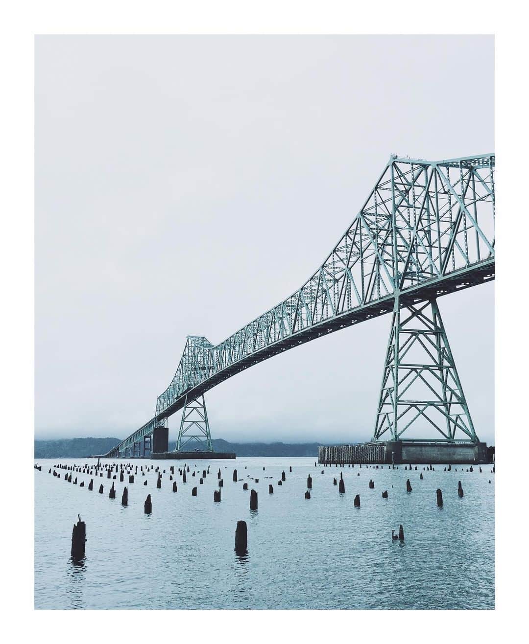 Cory Staudacherのインスタグラム：「Astoria Bridge」