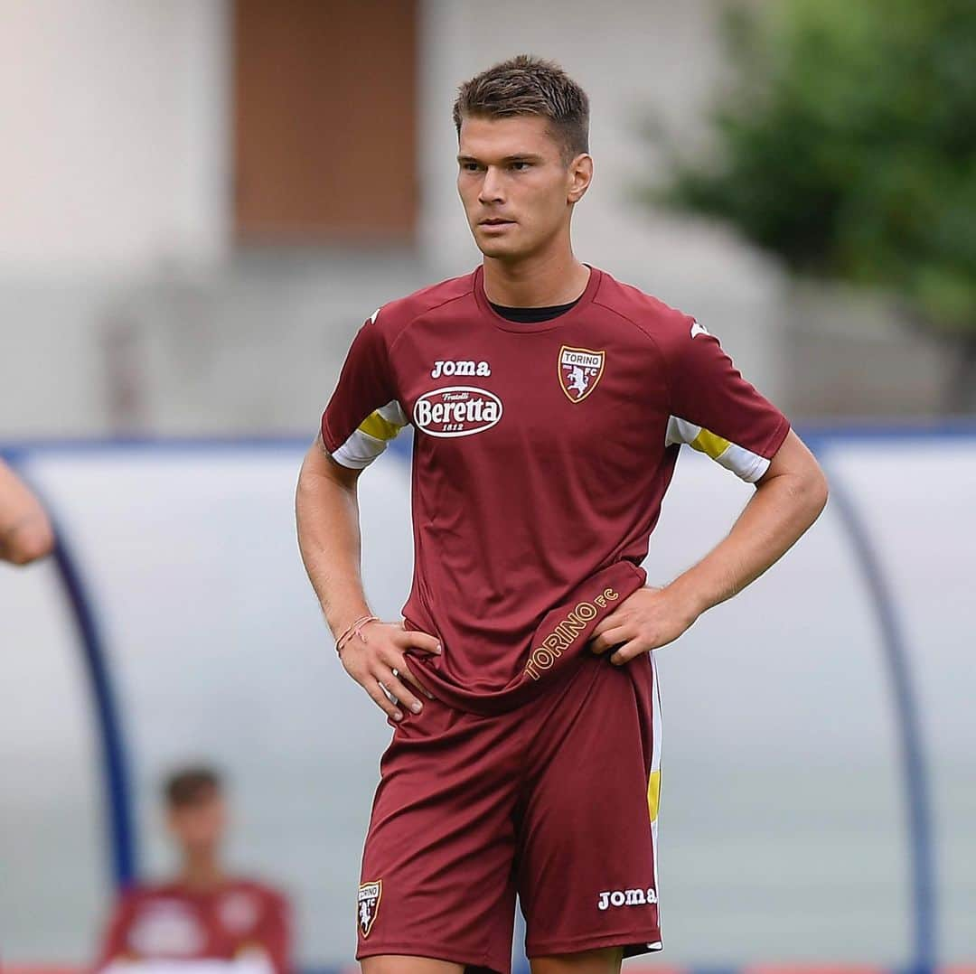 トリノFCさんのインスタグラム写真 - (トリノFCInstagram)「Quinto giorno a Bormio ⛰⚽️ #SFT」7月13日 2時03分 - torinofc1906