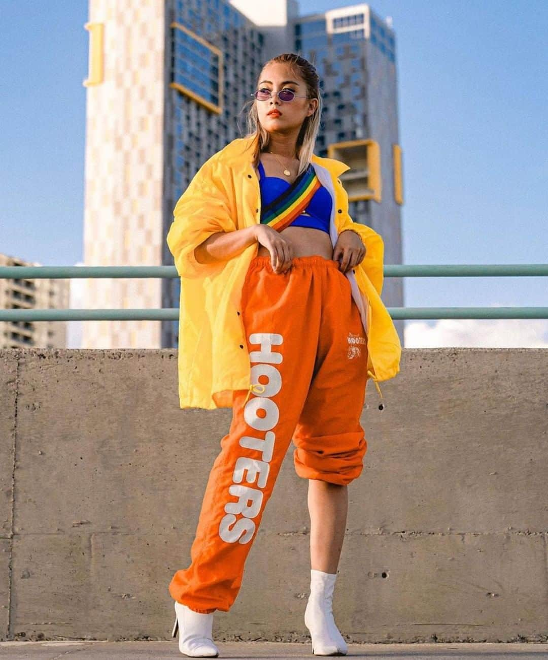 Hootersさんのインスタグラム写真 - (HootersInstagram)「Hooters but make it fashion.  PC: @fashiongabbs 📸: @devinmarc」7月13日 2時30分 - hooters