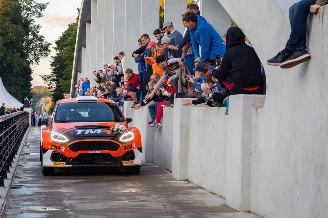 勝田貴元さんのインスタグラム写真 - (勝田貴元Instagram)「Ready to go @rallyestonia 🇪🇪💪 📸 @timoanisphotography  ラリーエストニア始まりました🇪🇪 まずは新相方のフィエスタと仲良くなります💪 @mm.motorsport @takamotokatsuta @danbarritt @rallyestonia #rallyestonia @officialwrc」7月13日 13時10分 - takamotokatsuta