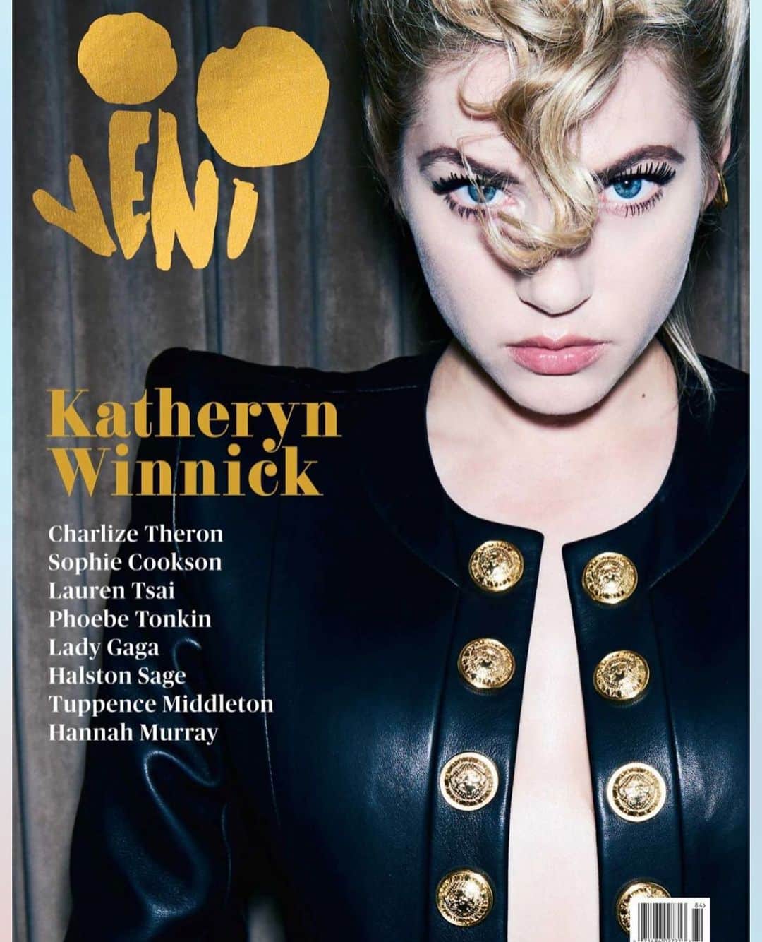 キャサリン・ウィニックのインスタグラム：「Cover shoot for @venimagazine is out. Don’t forget to grab your copy!」