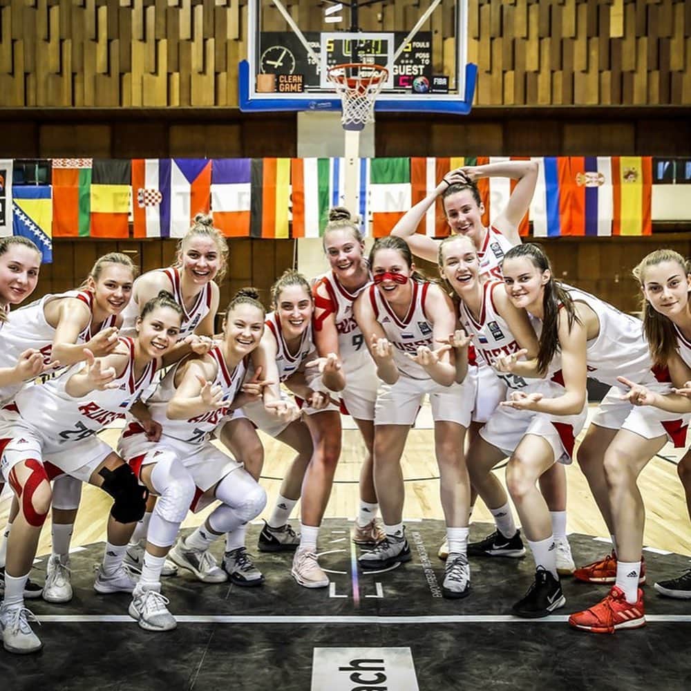FIBAさんのインスタグラム写真 - (FIBAInstagram)「Women’s #FIBAU18Europe Semi-Finals : 🇮🇹 v 🇷🇺 18:30 🇫🇷 v 🇭🇺 20:45」7月13日 4時31分 - fiba