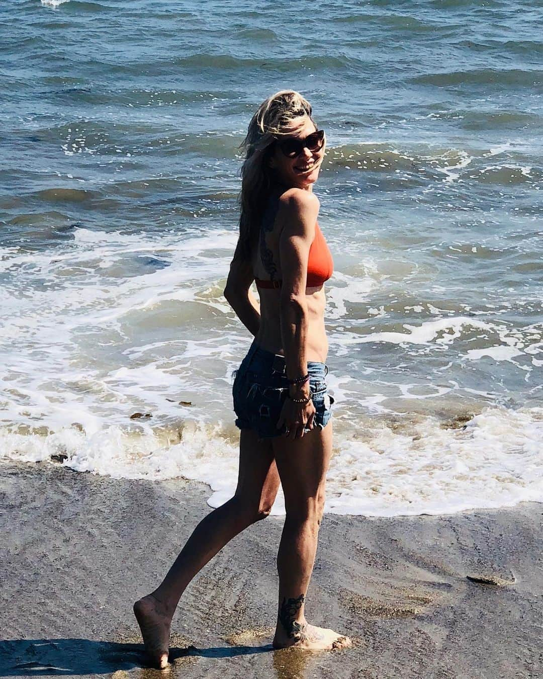 ステイシー・ハイダックさんのインスタグラム写真 - (ステイシー・ハイダックInstagram)「BEACH DAY! FRIDAY!!💥👙😎I Have a great weekend!!! Xoxo L&L❤️❤️😘」7月13日 4時36分 - stacy_haiduk