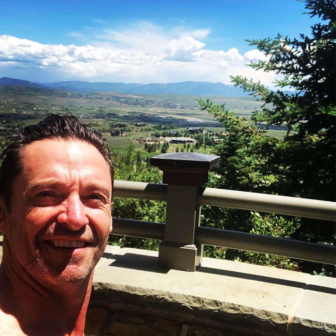 ヒュー・ジャックマンさんのインスタグラム写真 - (ヒュー・ジャックマンInstagram)「Absolutely loving the view in Utah. PS. WITH SUNSCREEN!」7月13日 4時51分 - thehughjackman