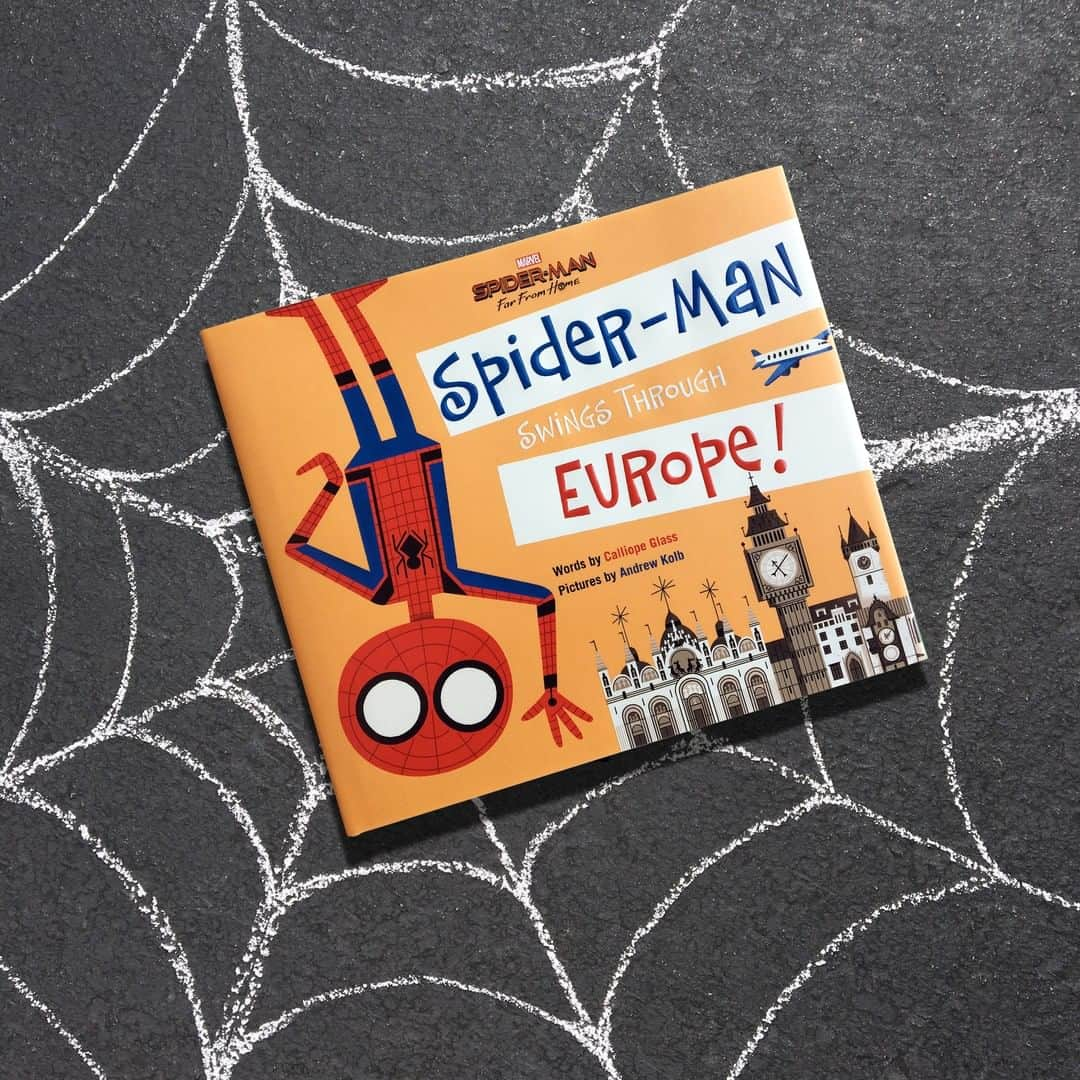 Marvel Entertainmentさんのインスタグラム写真 - (Marvel EntertainmentInstagram)「There's adventure abroad for Peter and Ned in "#SpiderManFarFromHome: Spider-Man Swings Through Europe"! ✈️ Get the picture book now from @DisneyBooks.」7月13日 4時59分 - marvel