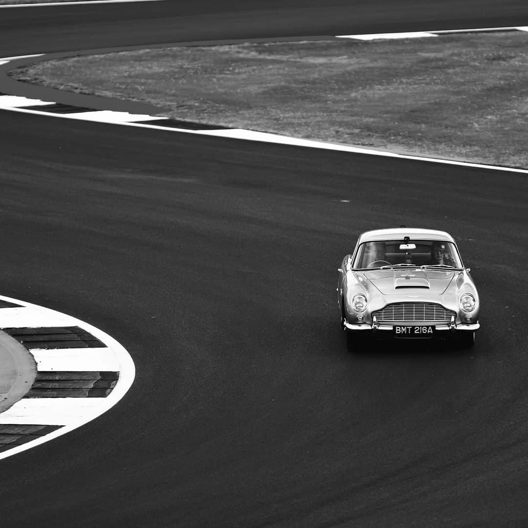 アストンマーチンさんのインスタグラム写真 - (アストンマーチンInstagram)「"Magnificent isn't she" Q  DB5 out on track for the #BritishGP.  #F1007 #LICENCETOTHRILL」7月13日 5時06分 - astonmartin