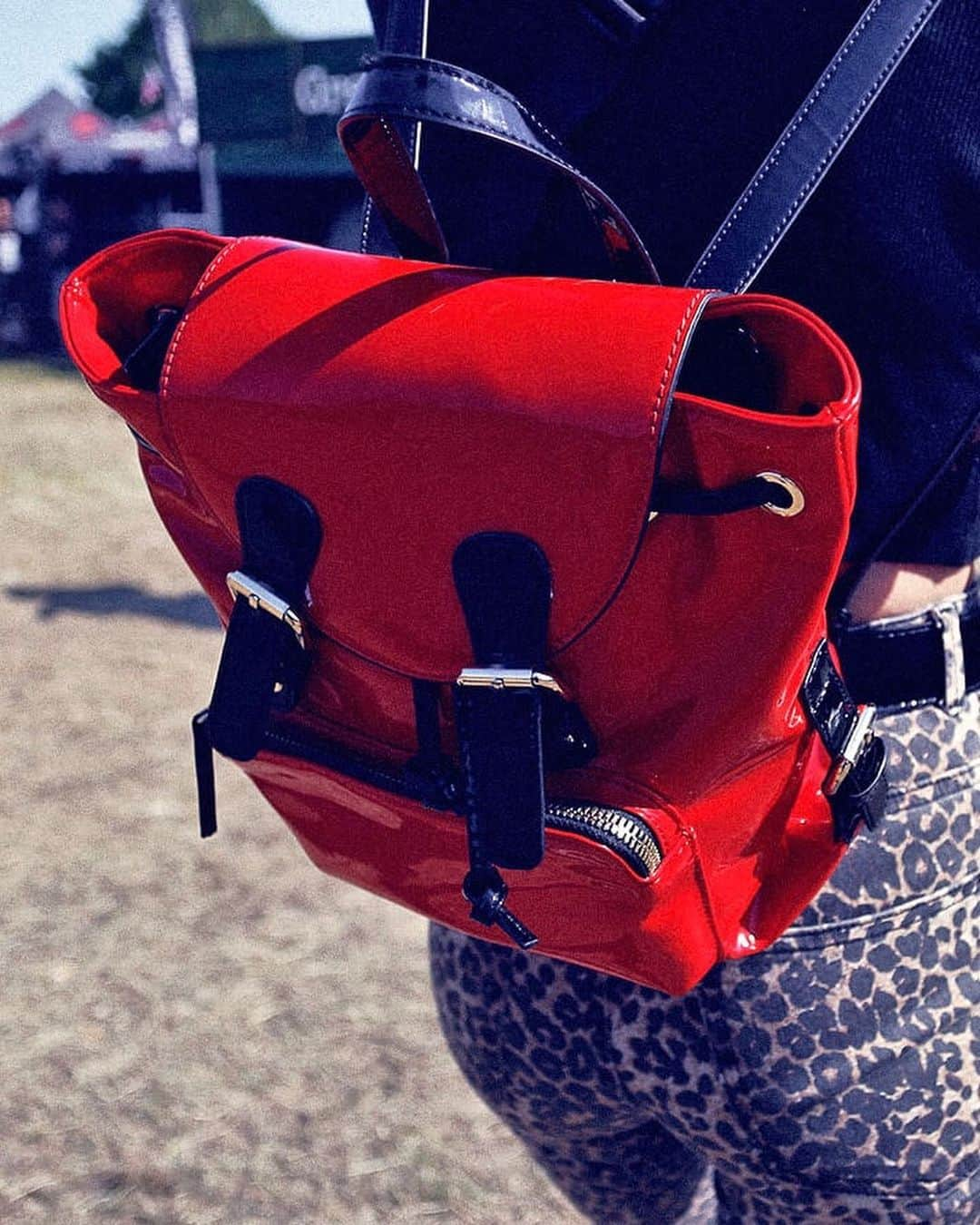 Linda Hallbergさんのインスタグラム写真 - (Linda HallbergInstagram)「TB to one of my favourite festival outfits at Sweden Rock! Brands are tagged in the picture ⭐️」7月13日 5時11分 - lindahallberg