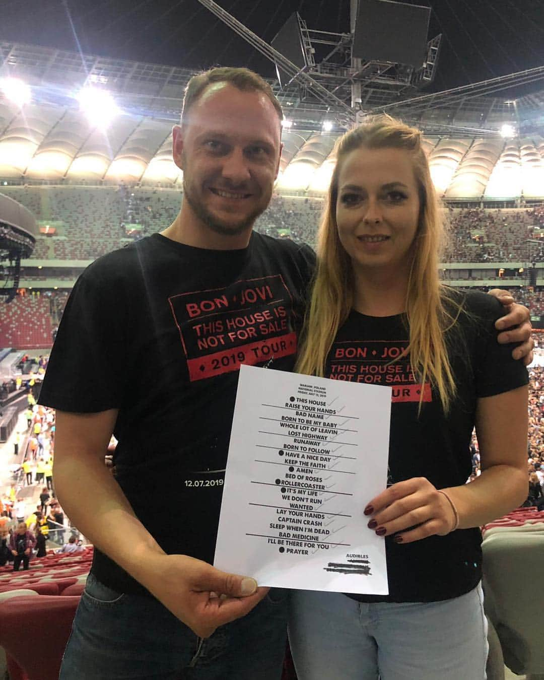 Bon Joviさんのインスタグラム写真 - (Bon JoviInstagram)「Warsaw! Your setlist from tonight + our seat upgrade winners 🙌 comment below if you were there! #thinfstour #bonjovimemories」7月13日 6時09分 - bonjovi