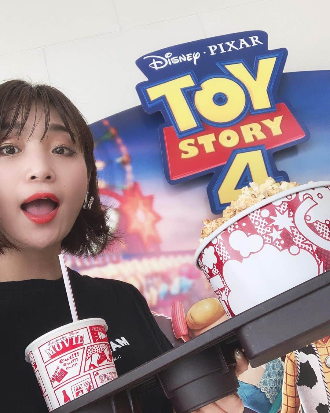 畑中奈緒美さんのインスタグラム写真 - (畑中奈緒美Instagram)「・ いや〜、良かった🎞🍿✨ #toystory4  #disney #トイストーリー4」7月13日 6時44分 - hatanaka_naomi