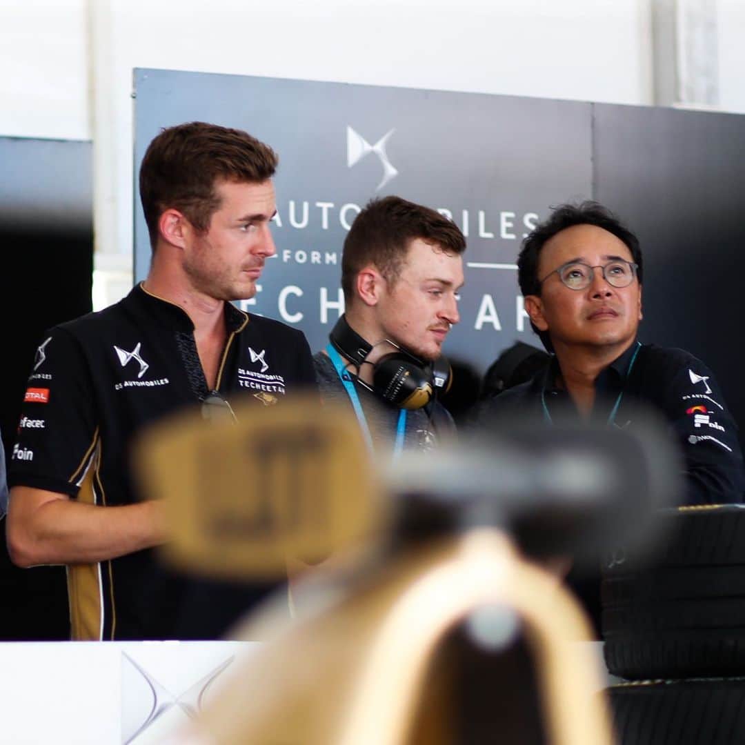 ジェームズ・ロシターのインスタグラム：「Friday ✅ Now lets see what the weekend brings @dstecheetah」