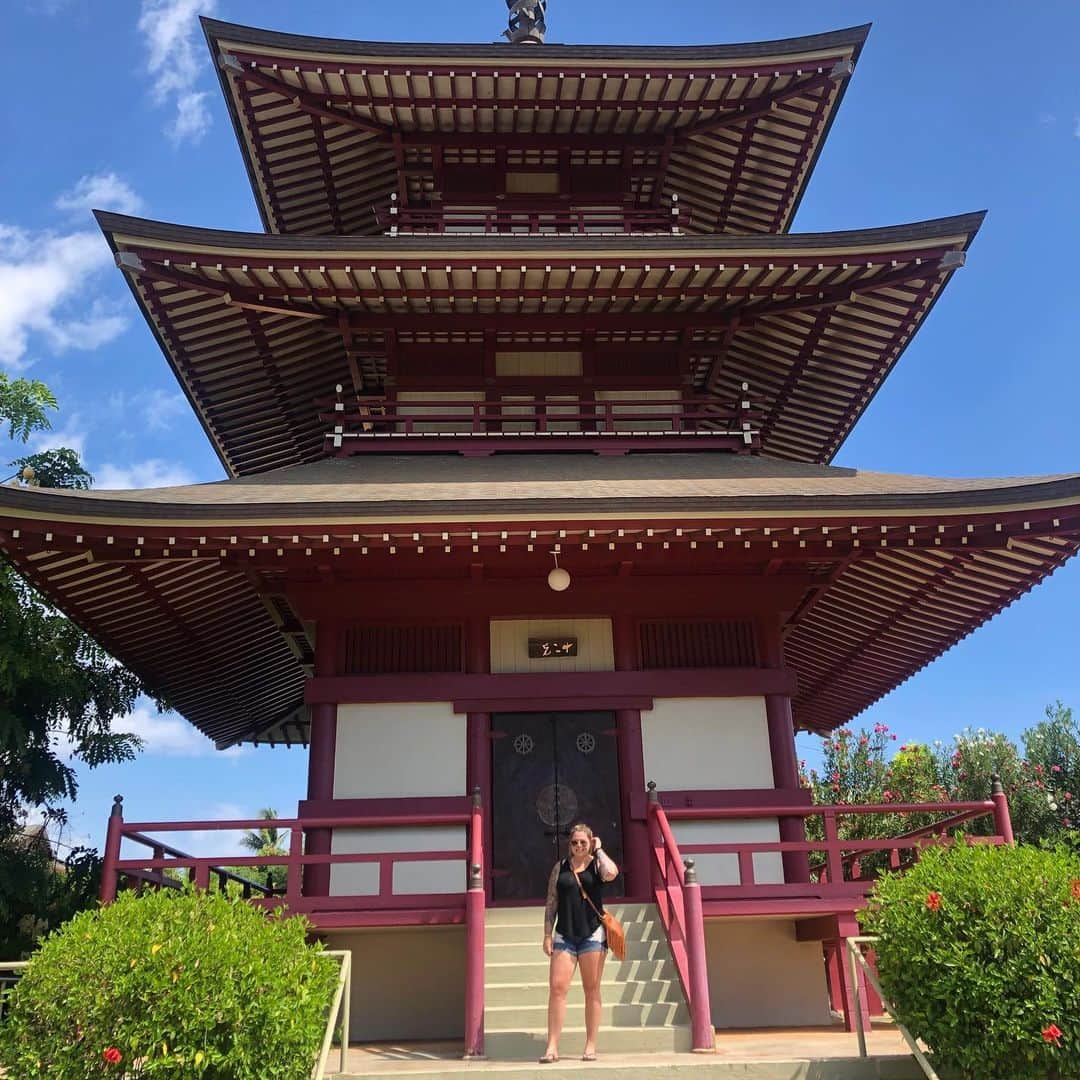 カイリン・ローリーさんのインスタグラム写真 - (カイリン・ローリーInstagram)「Lahaina Jodo Mission」7月13日 13時32分 - kaillowry