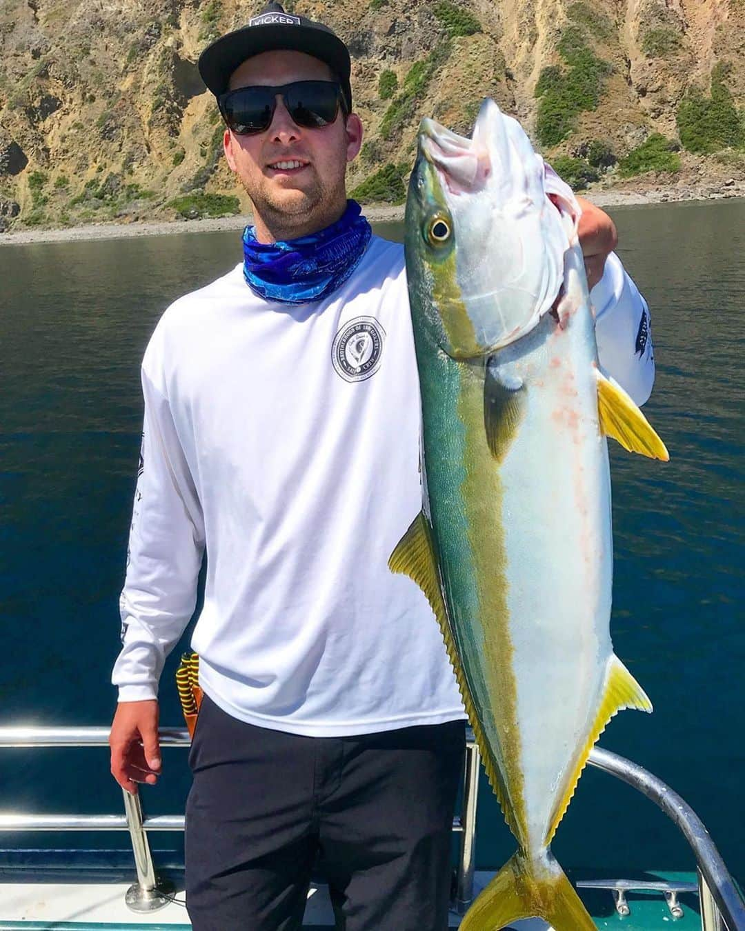 Electric_Fishingさんのインスタグラム写真 - (Electric_FishingInstagram)「Those colors🔥⁣⁣ ⁣⁣ #ElectricSunglasses⁣⁣ #PolarizedSunglasses⁣⁣ #StyleThatPerforms⁣⁣ #ElectricFishing」7月13日 8時45分 - electric_fishing