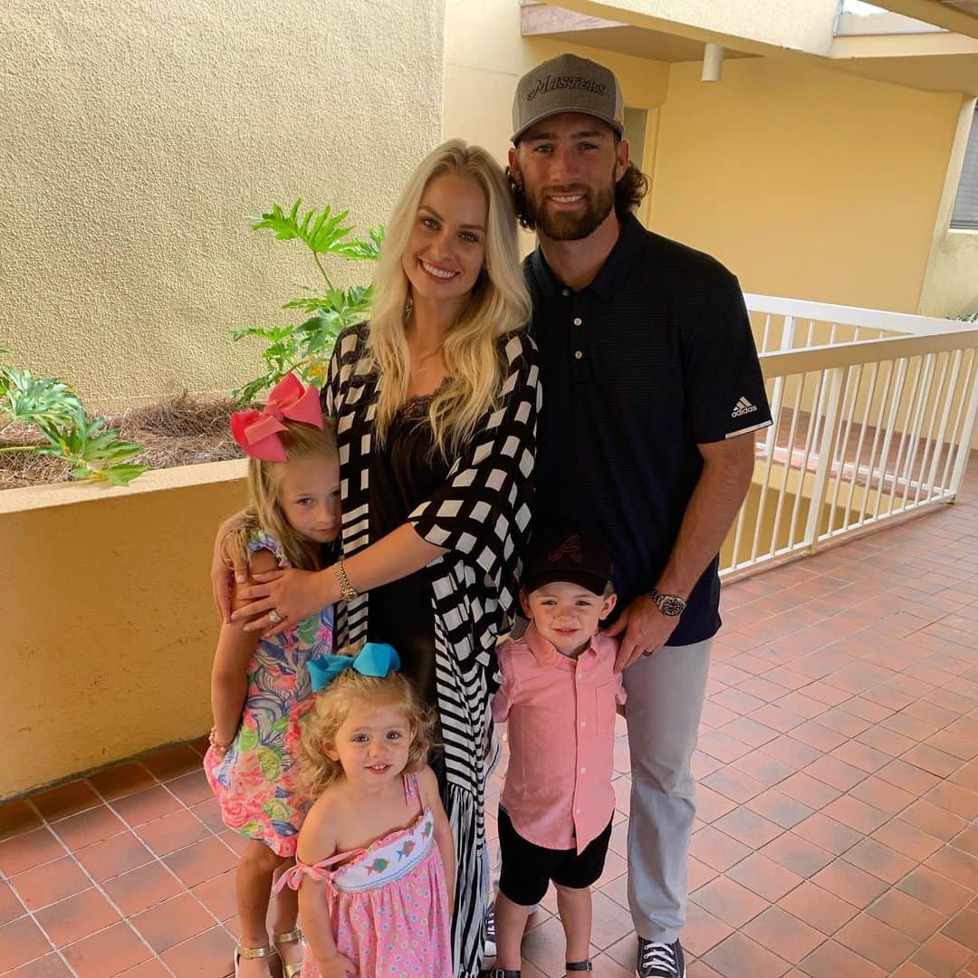 チャーリー・カルバーソンのインスタグラム：「Saint Simons, you were great! Until next time!」